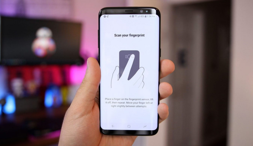 Samsung Galaxy S9 တွင် Fingerprint Sensor ကို Display အောက်တွင် မြှုပ်နှံထားခြင်း မရှိဘဲ ဖုန်းအနောက်ဘက်တွင်သာ ပါဝင်လာဖွယ်ရှိ