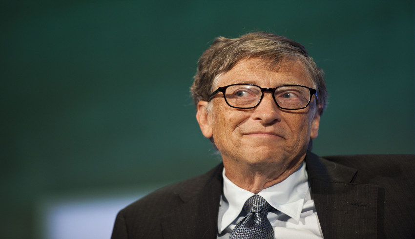 ဒီနေ့မှာ Bill Gates ဟာ Microsoft CEO ရာထူးမှ ဆန္ဒအလျောက် ရာထူးလျှော့ယူခဲ့တဲ့နေ့ဖြစ်ပါတယ်